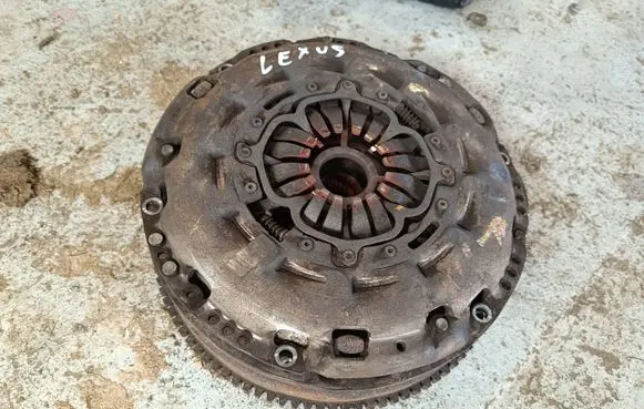 Lexus IS 220D-250-350 Clutch set kit