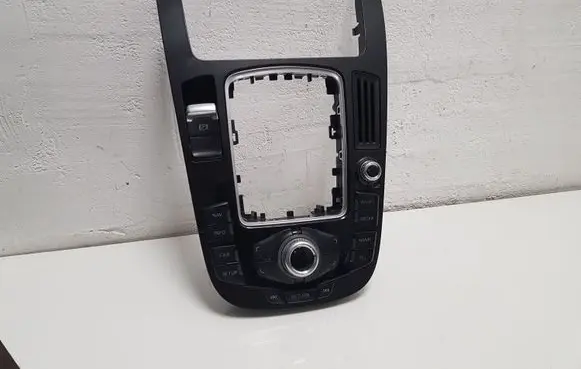 Audi A4 S4 B8 8K Head unit multimedia control 8T0919611WFX