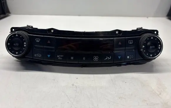 Mercedes-Benz E W211 Climate control unit 2118300685
