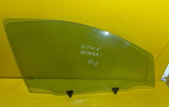 Nissan Qashqai Front door window glass four-door E143R-001582