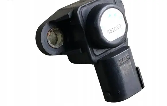 Mercedes-Benz C W204 Air pressure sensor A0051535028