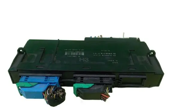 BMW 1 E81 E87 Central body control module 9229880