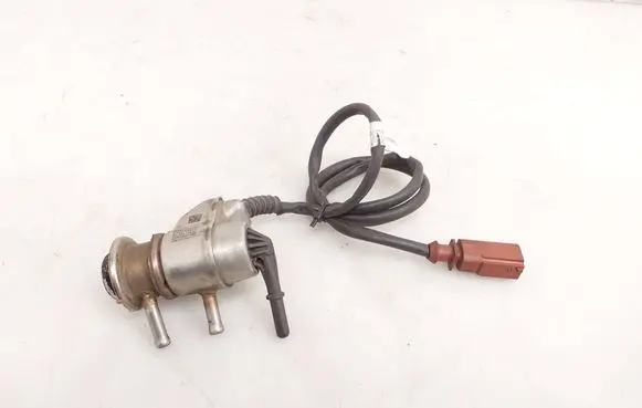 Audi A6 S6 C7 4G AdBlue injector 04L131113S 0444025048
