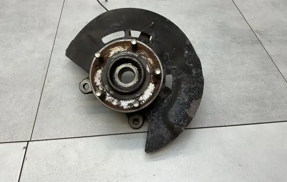 Hyundai Tucson TL Front wheel hub 
