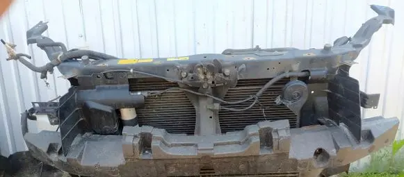 Nissan Qashqai Front piece kit 