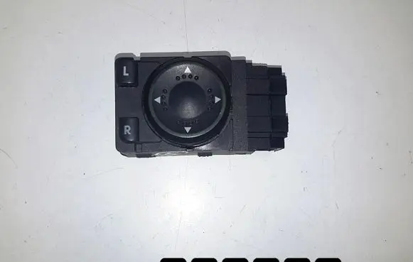 Volkswagen PASSAT B5 Wing mirror switch 3b1959565