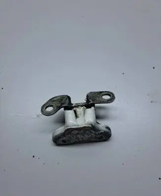 Toyota Yaris Rear door upper hinge