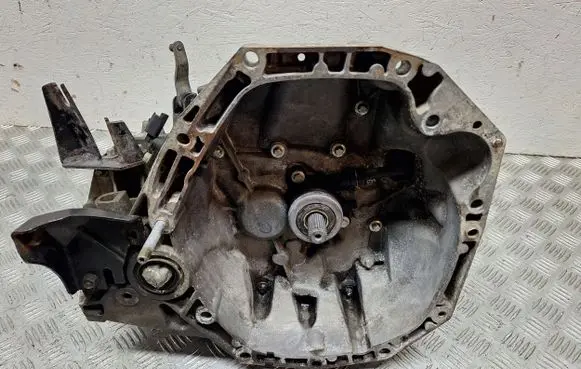 Nissan Micra Manual 5 speed gearbox 32010BC501 8200508889