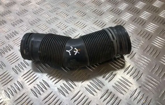 Skoda Roomster (5J) Air intake hose/pipe 6Q0129684C