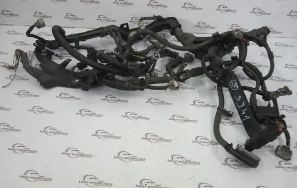 Toyota Avensis T270 Engine installation wiring loom 05C00