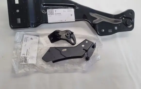 Opel Corsa F Headlight/headlamp mounting bracket 9823980380