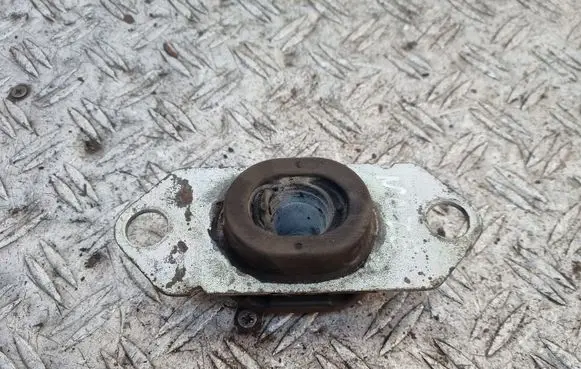 Gearbox mount