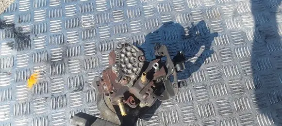 Peugeot 308 Fuel injection high pressure pump 9683703780