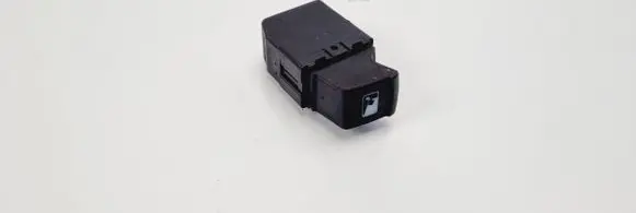 Volkswagen Sharan Quarter vent window switch 7M3959856A YM2114A157CAW