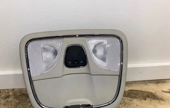 Front seat light