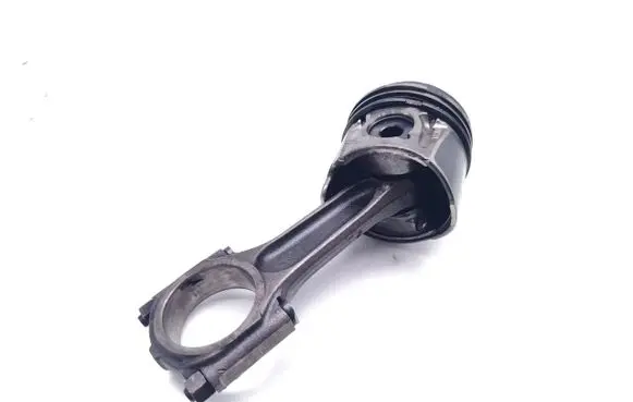 Piston with connecting rod