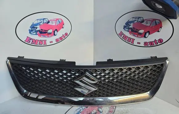 Suzuki Grand Vitara II Front grill 7174365J0