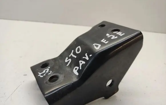 KIA Stonic Gearbox mounting bracket K106MT