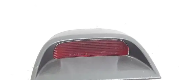 Subaru Legacy Third/center stoplight