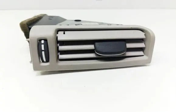 Volvo V60 Rear air vent grill 07756