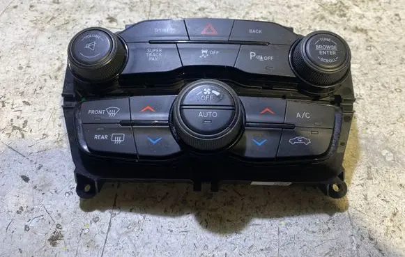 Dodge Challenger Climate control unit P68184927AB 90060202
