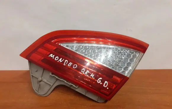 Ford Mondeo MK IV Tailgate rear/tail lights 7S7113A602A 12065