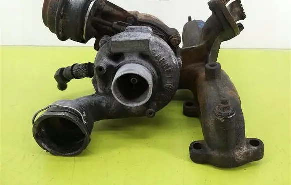 Volkswagen Sharan Turbo 038253016G