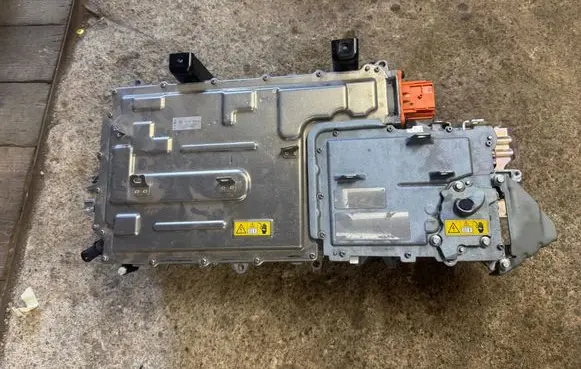 Renault Megane E-Tech Voltage converter inverter 296AQ4771R RN296A04771R