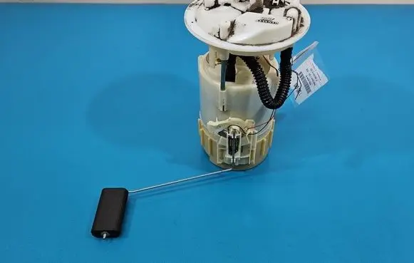 Renault Scenic II - Grand scenic II In-tank fuel pump IMPRK1585640