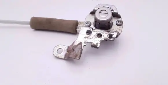 Honda CR-V Tailgate exterior lock 