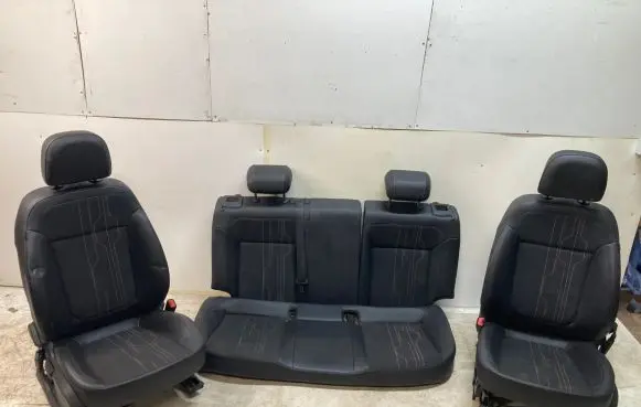 Seat set