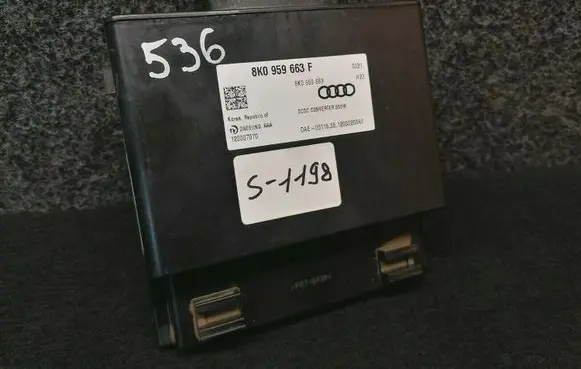 Audi A4 S4 B8 8K Voltage converter/converter module 8K0959663F