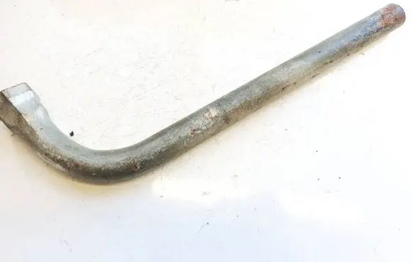 Volkswagen Golf IV Wheel nut wrench 4d0012219a