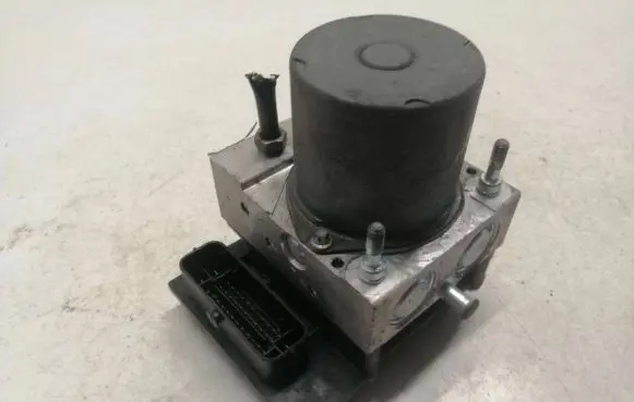 Audi A6 S6 C6 4F ABS Pump 4F0614517T 4F0910517AC