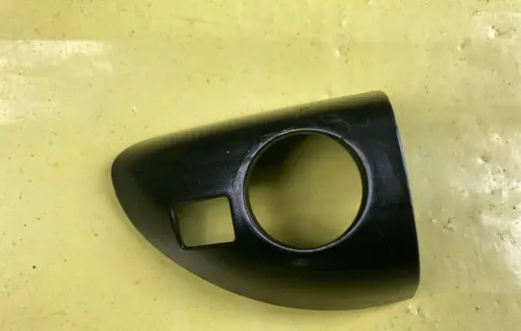 Mercedes-Benz B W245 Front door handle cover A1697660835