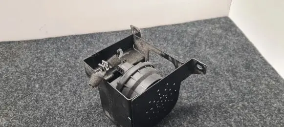 BMW X5 E70 Alarm system siren 9243750 63945210 6955373