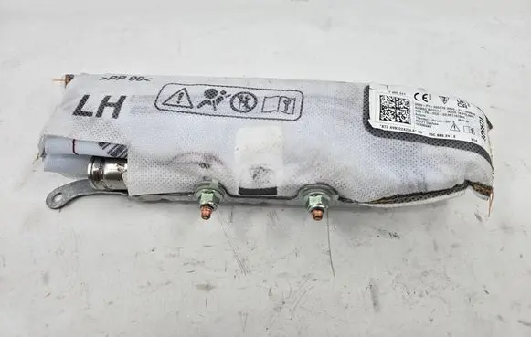Porsche Macan (95C) Seat airbag 95C880241E