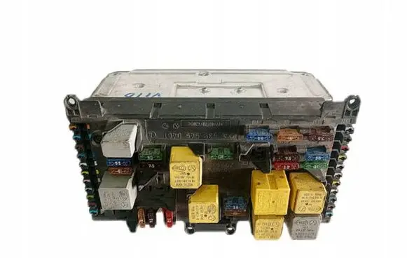 Mercedes-Benz Vito Viano W639 Fuse module A6395450401 6395450301
