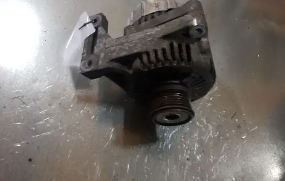 Volvo S40, V40 Generator/alternator 9472908