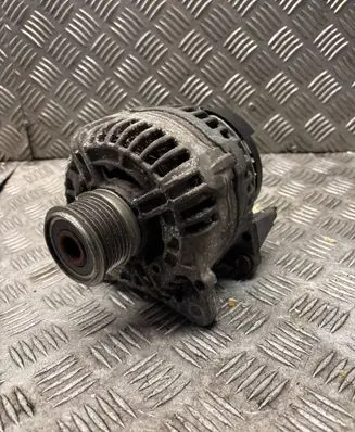 Skoda Octavia Mk2 (1Z) Generator/alternator F00MA45300