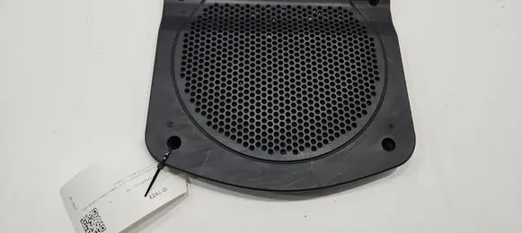 BMW 5 F10 F11 Subwoofer grill/trim 9187783