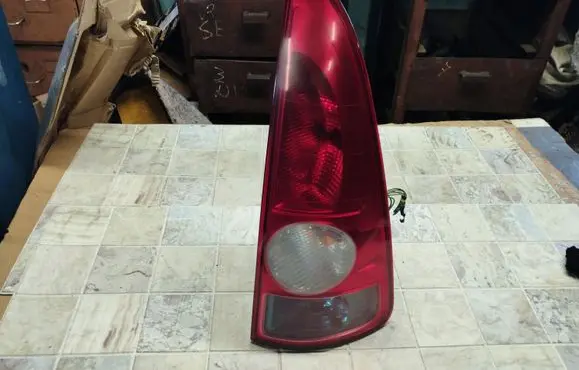 Rear/tail lights