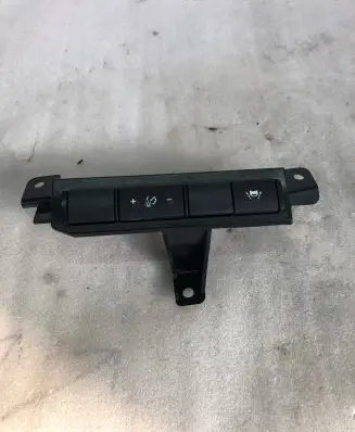Nissan Juke II F16 ESP (stability program) switch 29919