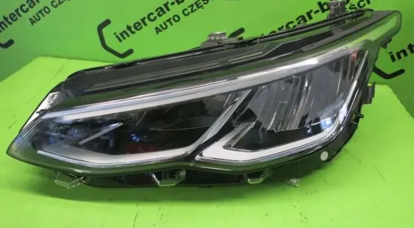 Volkswagen Golf VIII Headlight/headlamp