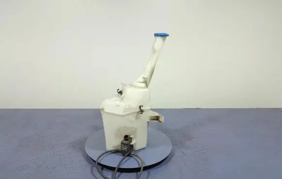Hyundai i20 (PB PBT) Windshield washer fluid reservoir/tank 98610-1J000