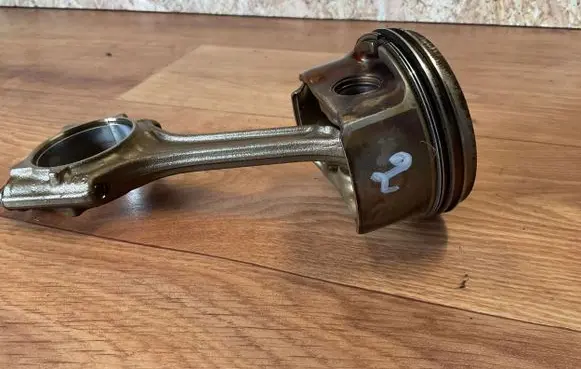 Audi A4 S4 B6 8E 8H Piston with connecting rod ALT