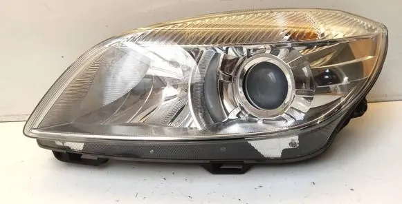 Skoda Fabia Mk2 (5J) Headlight/headlamp 173203