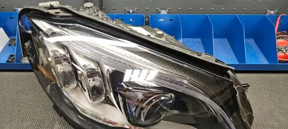 Mercedes-Benz C W205 Headlight/headlamp A2059068605 Q002ZGS003 1EX2209