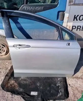 Ford Mondeo MK V Front door 