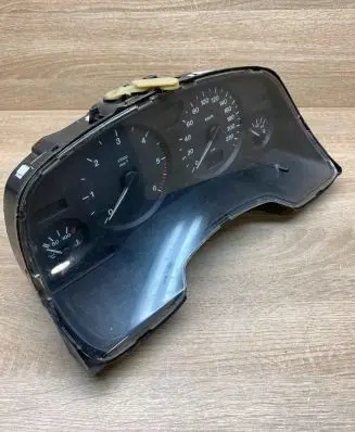 Opel Zafira A Speedometer (instrument cluster) 24419560HT 110080069